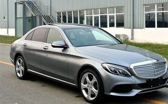 5-seat sedan